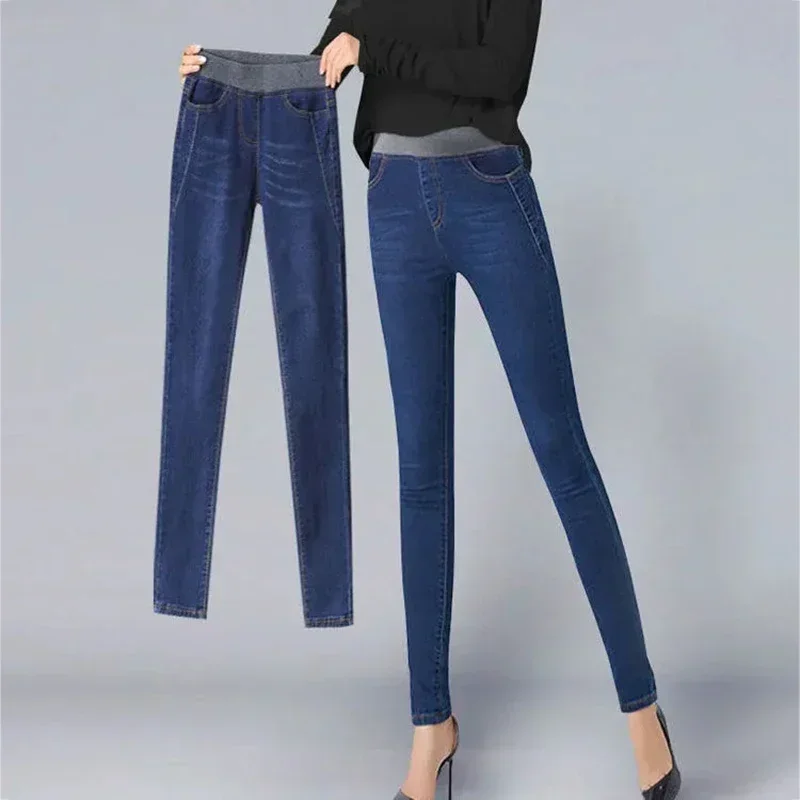 Jeans elasticizzati in velluto invernale Plus da donna oversize 40 jeans skinny a vita alta pantaloni in denim caldi e spessi pantaloni a matita per mamma alla moda 4