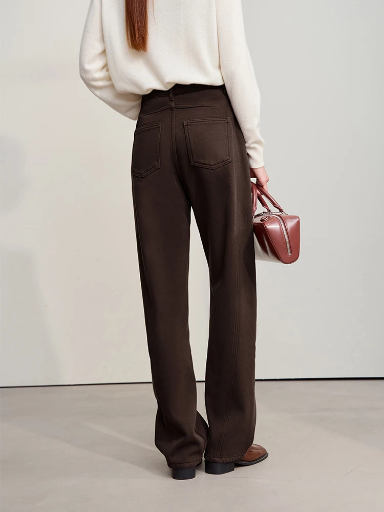 Amii Jeans in cotone 2025 Inverno Nuovo colore solido Pantaloni in denim larghi a gamba larga Addensare Pantaloni jeans versatili caldi per le signore 12554073 2