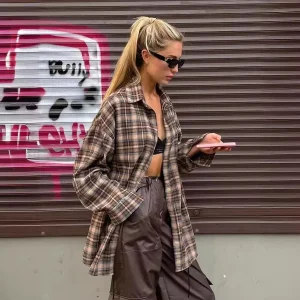 2025 Autunno Casual Camicia a quadri Donna Allentato Inverno Risvolto Bottoni Cappotto da donna Manica intera Accogliente Vintage Khaki Top Donna Streetwear 1