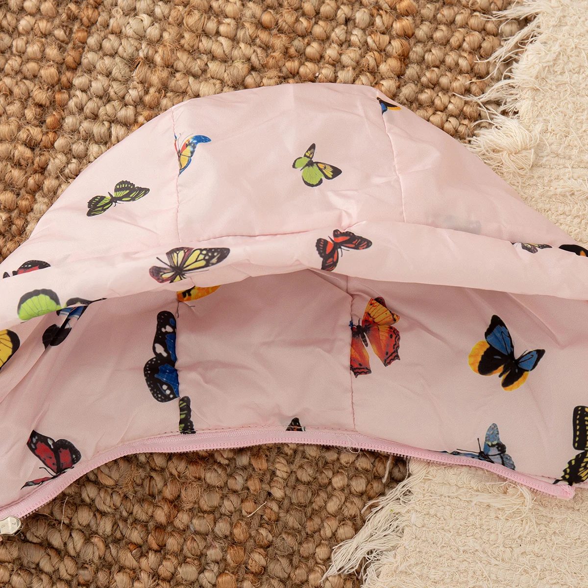 Abbigliamento per bambini Borsa invernale nuovo stile Vestiti scoreggia Elegante set di abiti con gilet rosa Set di abiti per bambini di un anno da donna 6