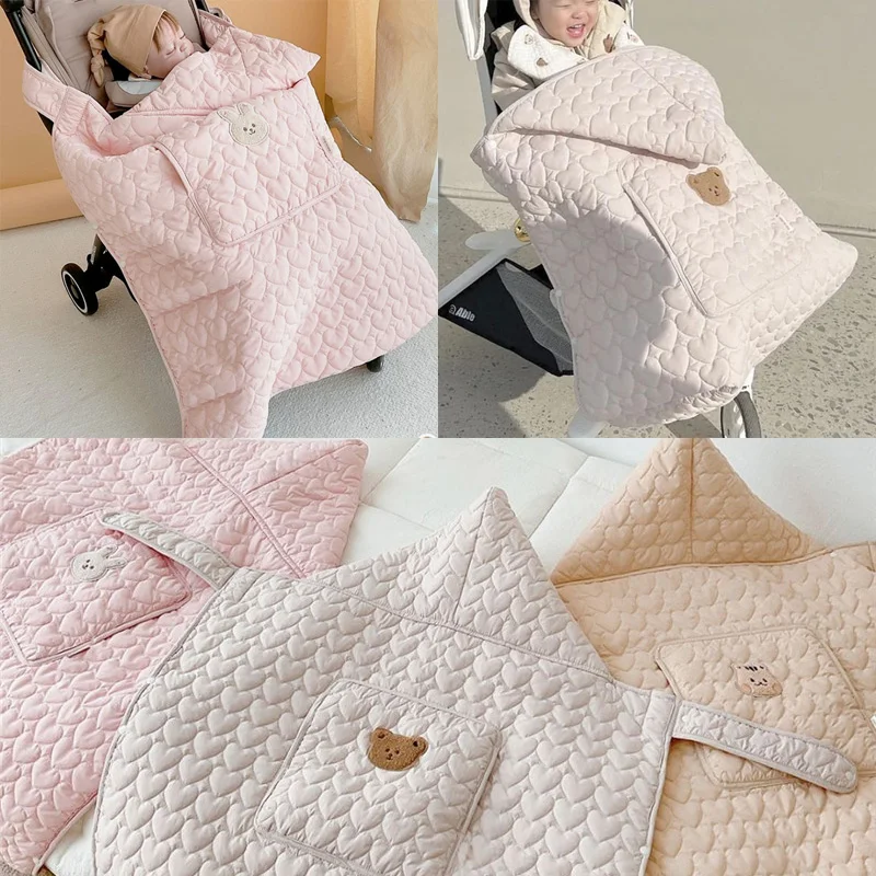 Coperta per passeggino invernale coperta per passeggini antivento in pile spesso Cartoon Bear Bunny Infant Nap trapunta calda con cappuccio Swaddle Wrap 1