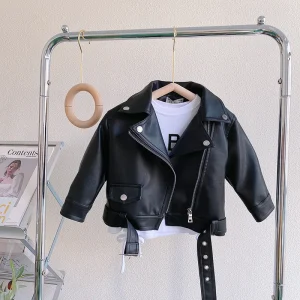 Giacca da motociclista in ecopelle per bambini - Stile motociclistico invernale per ragazzi e ragazze (età 2-7) | Caldo ed elegante 1