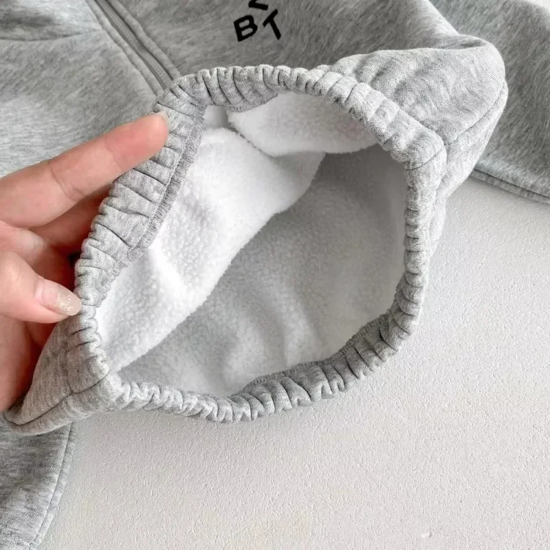 Inverno Baby Boy 2 pezzi Set di vestiti in velluto solido in pile per bambini Mezza cerniera Set gonna in pelliccia + pantaloni da jogging Ragazze Tuta sportiva 5