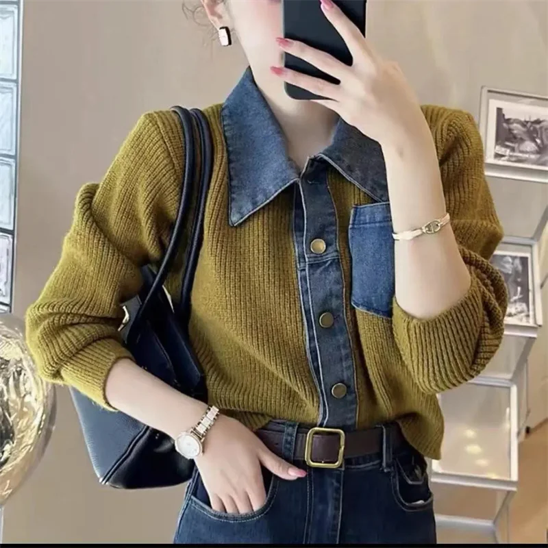 2025 Nuovo collo a polo cuciture in denim maglione da donna autunno inverno moda splicing maglione femminile giacca corta da donna stile retrò 2