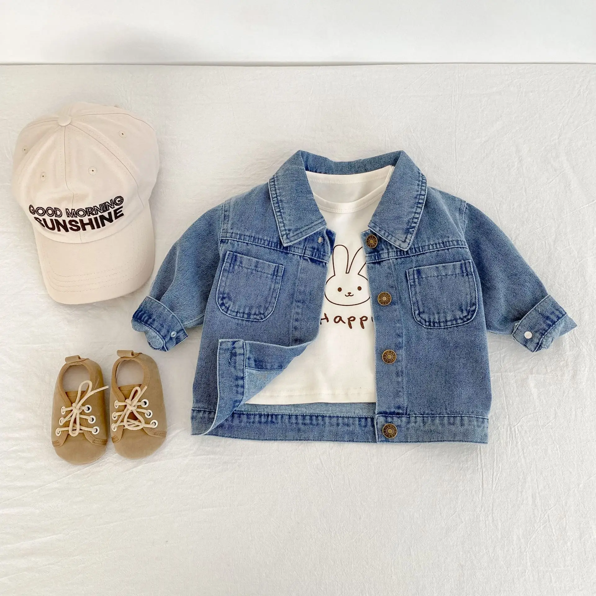 2025 Nuova giacca di jeans autunnale per ragazzi e ragazze, top di jeans casual e alla moda, cardigan con risvolto in denim 1