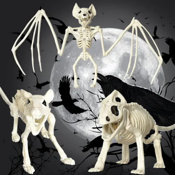 Decorazioni di Halloween: oggetti di scena scheletro realistici con pipistrelli e scorpioni, ossa di animali in plastica per case stregata, bar e scherzi 1