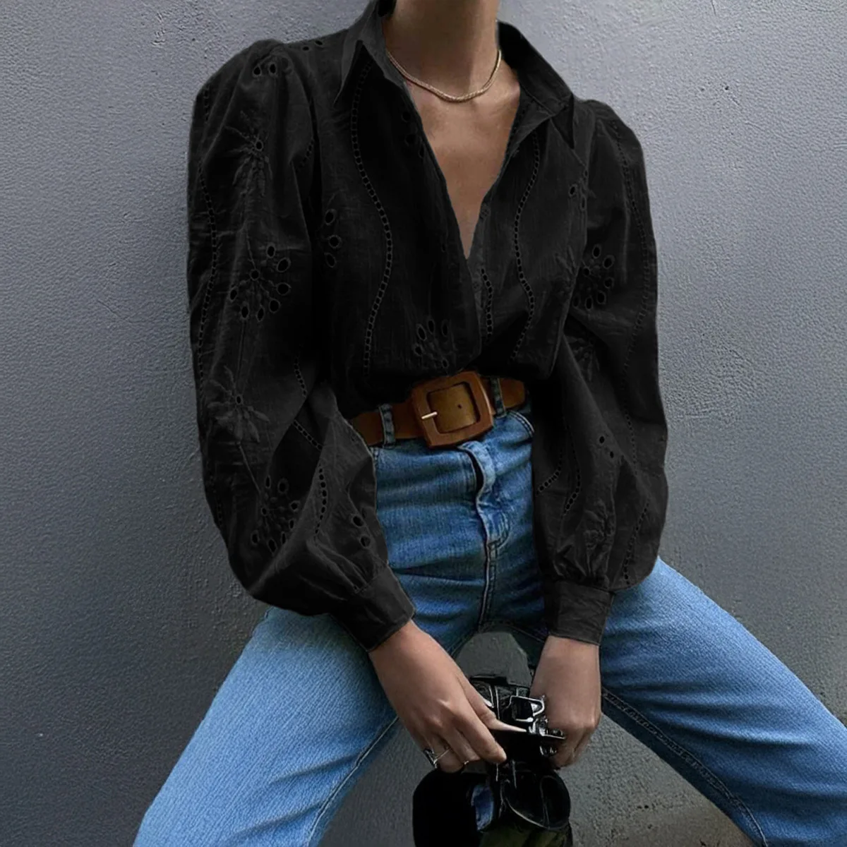 2025 Autunno Nuova Camicia Solido Casual Allentato Moda Hollow Puff Manica Cardigan Magliette e camicette Per Le Donne Ufficio Nero Scava Fuori Camicette 5