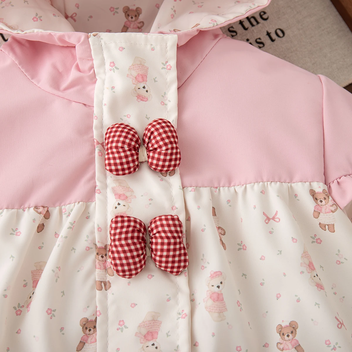 Abito natalizio per bambina Papillon a blocchi di colore con cappuccio Orecchie di coniglio Giacca per bambina Cartone animato carino per bambina Top Vestiti per bambini 4