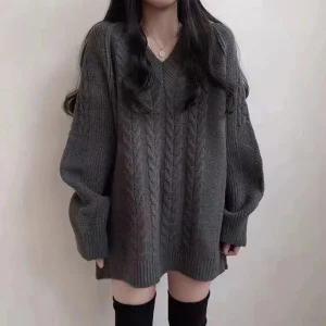 Maglione allentato a maniche lunghe stile coreano autunno/inverno Pullover lavorato a maglia con scollo a V tinta unita retrò da donna Top casual in maglia lunga 1