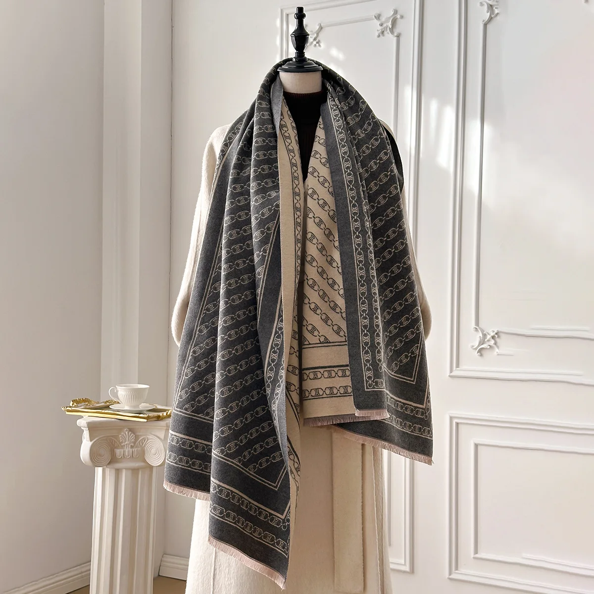 2025 Sciarpa di cashmere calda invernale per donna Stampa a catena Pashmina Scialle avvolgente Fazzoletto da collo Femminile Bufanda Echarpe Design Fascia per capelli 5