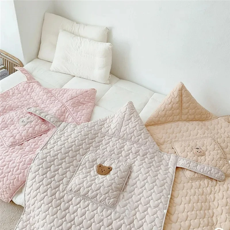 Coperta per passeggino invernale coperta per passeggini antivento in pile spesso Cartoon Bear Bunny Infant Nap trapunta calda con cappuccio Swaddle Wrap 6