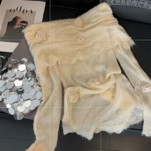 T-shirt maglione increspato fiore 3D moda elegante 2025 Top lavorato a maglia per le donne T-shirt dolce casual giapponese Maglieria Sueter 1