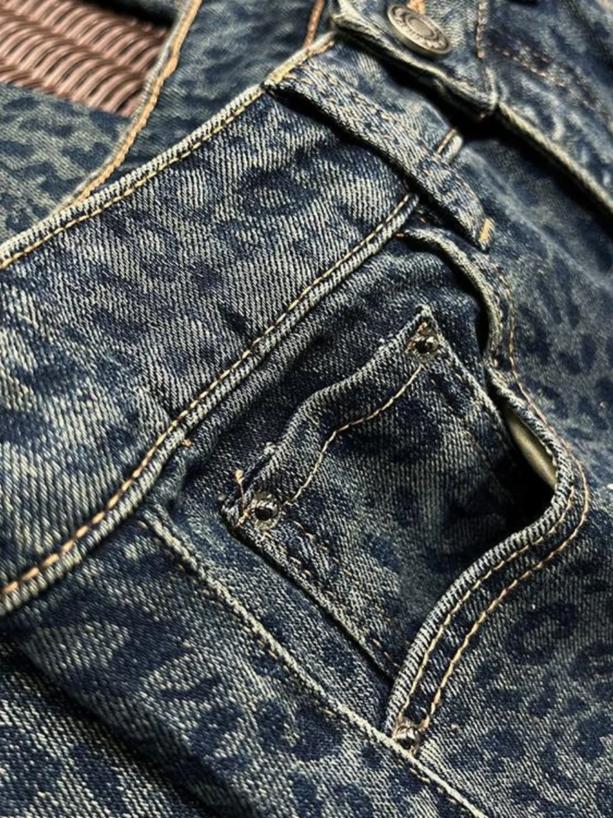 Donna 2025 Autunno Inverno Retro Stampa leopardata Jeans larghi Donna Vita alta Pantaloni casual Donna Pantaloni lunghi in denim a gamba larga L583 3