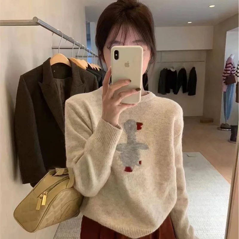 Nuovo maglione di lana da donna maglione pullover ricamato con scollo a O di fascia alta autunno e inverno camicia moda allentata top casual in maglia calda 6