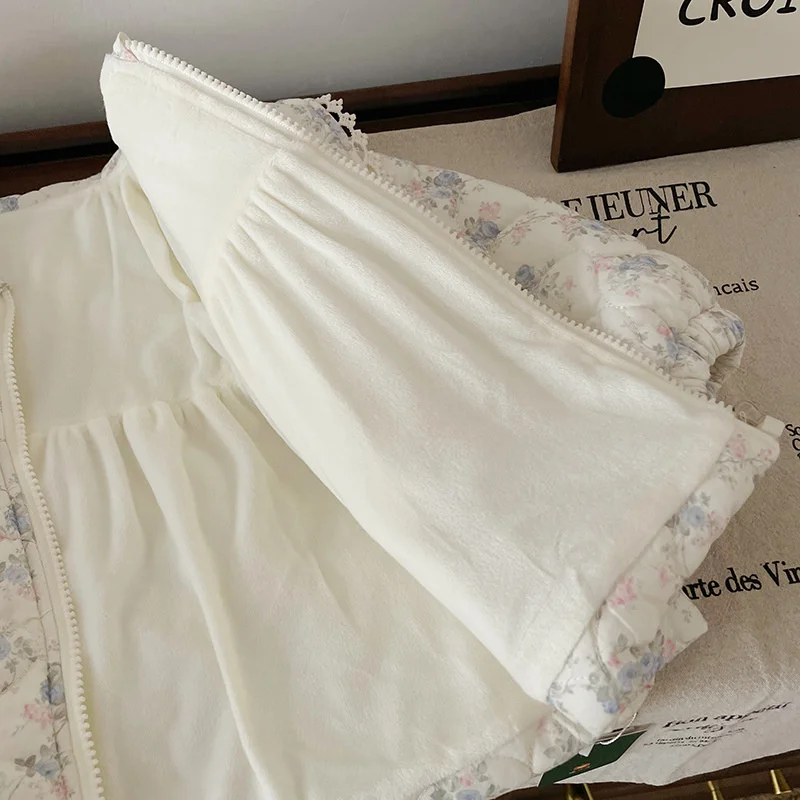 Cappotto caldo per ragazze Giacche con stampa floreale Cappotto in cotone con colletto alla marinara grande per bambini Capispalla imbottito invernale per bambini in velluto felpato 6