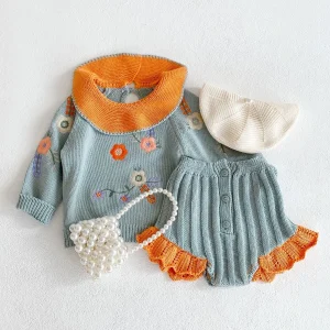 Autunno e inverno Set maglione versatile di nuova moda Set lavorato a maglia per bambina Top con colletto di loto ricamato + pantaloni in pizzo Set da due pezzi 1