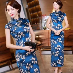 Vendita calda estiva della stagione Abito lungo elegante da donna con spacco Qipao Abito da donna di mezza età in stile mamma Moda etnica Lungo Qipao Dres 1