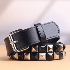Cintura con rivetti moda nera Cintura con borchie da uomo e da donna Punk con fibbia ad ardiglione Spedizione gratuita Rivetto con strass moda nero Nero Fash 1