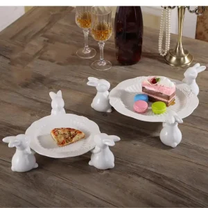 Piatto di coniglio in ceramica Cena rotonda per la casa Stoviglie per decorazioni di nozze per torte da dessert artigianali in rilievo bianco 1