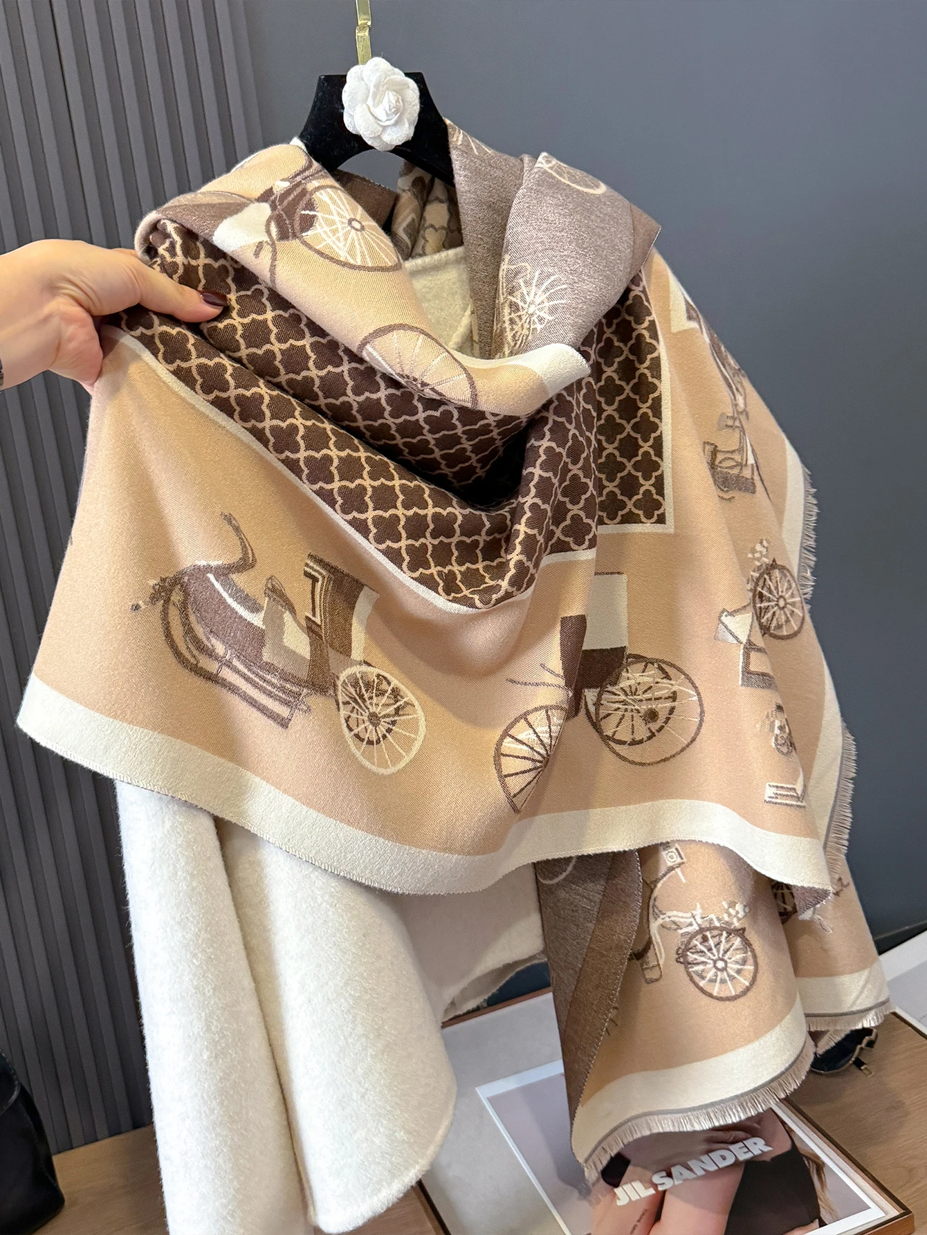 2024 Poncho Echarpe Pashmina Cashmere Scarf for Women Thick Warm Winter Blanket Brand Female Luxury Quality Shawl Wrap Bufanda 4