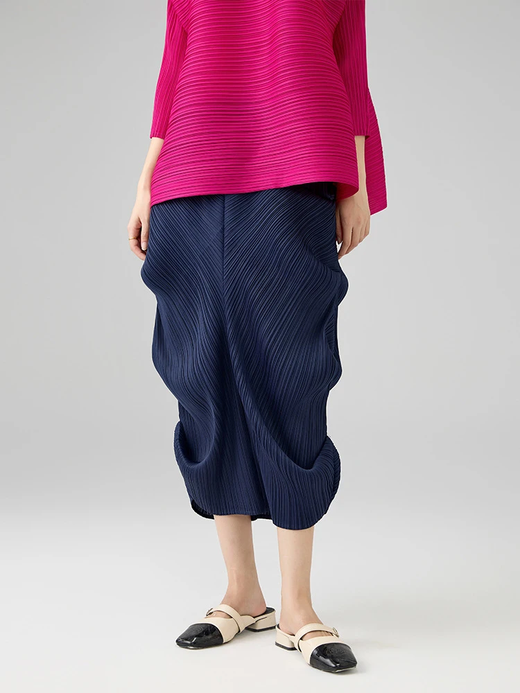 LANMREM 2025 delle nuove donne elegante design di nicchia gonna a pieghe a trapezio moda estiva irregolare elastico Wiast gonne larghe 2DB2865 5