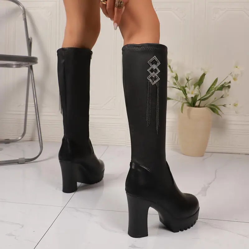 Stivali alti al ginocchio con tacco alto con plateau grosso sexy Donna 2025 Stivali lunghi in pelle nera con glitter di lusso invernale Scarpe da discoteca da donna 6