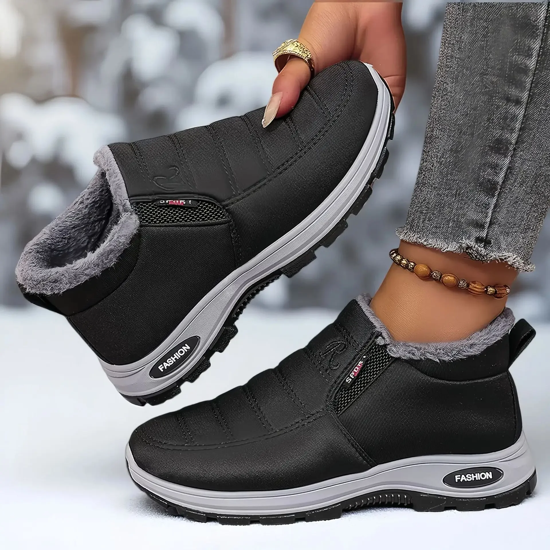 Stivali da neve foderati in pile caldo Scarpe casual in cotone da donna da uomo Scarpe di stoffa vecchie di Pechino Stivaletti corti Materiale PVC 2