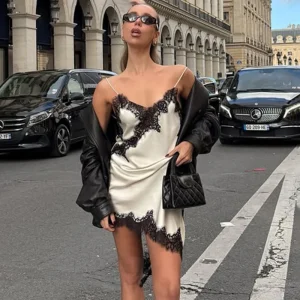 Tornova Mini abito con cinturino per spaghetti in pizzo per donna Abito sexy con spacco senza schienale Abito da sera aderente femminile elegante a vita alta 1