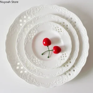 Creativo Hollow Relief Bone China Piatto Stoviglie in ceramica Piatto corso principale per uso domestico Utensili da cucina Accessori da cucina 1