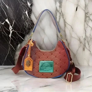 Borsa a tracolla di marca di lusso di famoso designer da donna in pelle di alta qualità dal design classico ed elegante per le signore 1