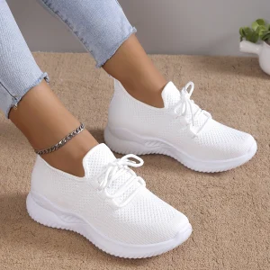 Scarpe da ginnastica da donna Moda con lacci in mesh traspirante da passeggio all'aperto Piccole scarpe bianche Punta tonda Scarpe da tennis con suola spessa antiscivolo Mujer 1