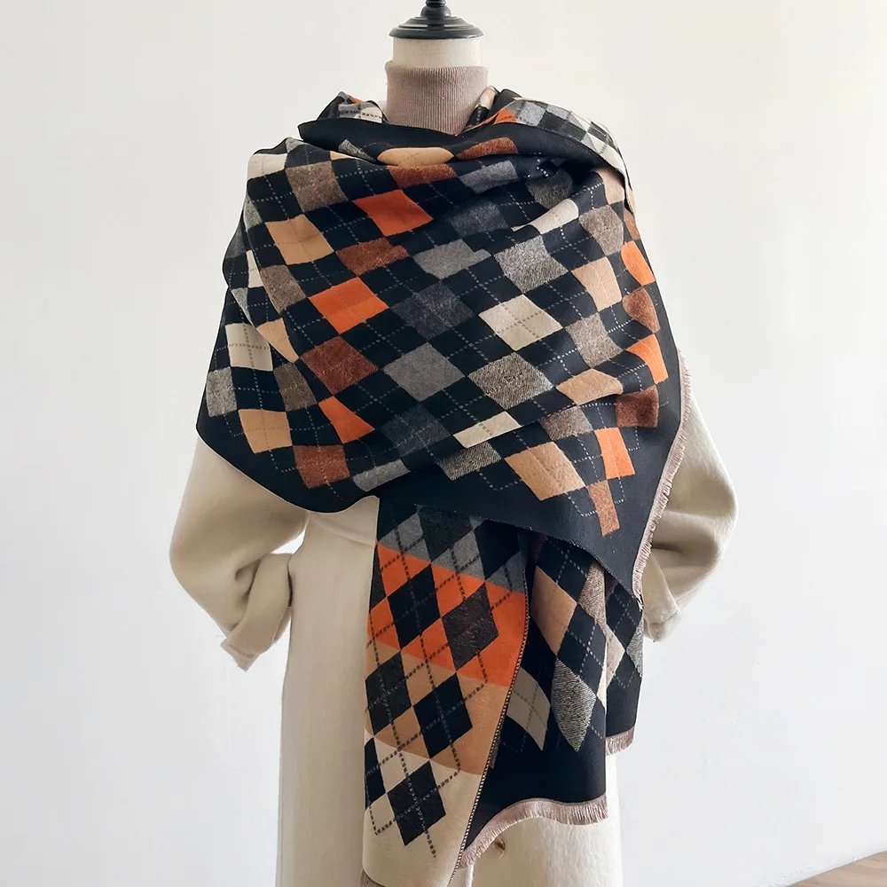 Sciarpa in cashmere imitazione diamante stile college neutro retrò britannico con scialle da studente beige di fascia alta con nappa Szalik 4w935 4