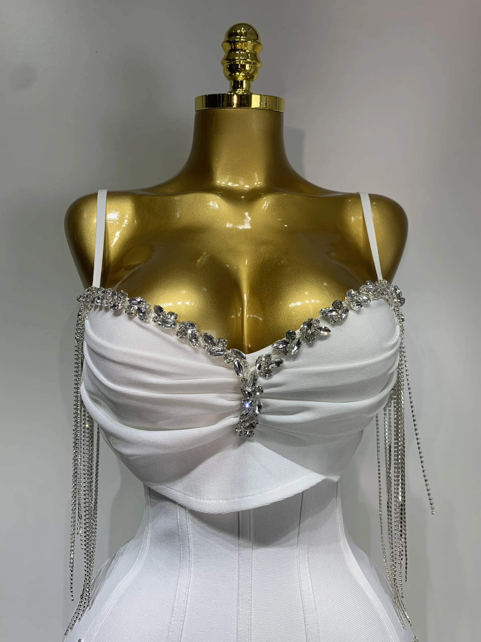 Abito da donna sexy senza spalline con cinturino per spaghetti aderente senza maniche 2025 elegante abito da ballo club abiti da sera per feste di compleanno 5