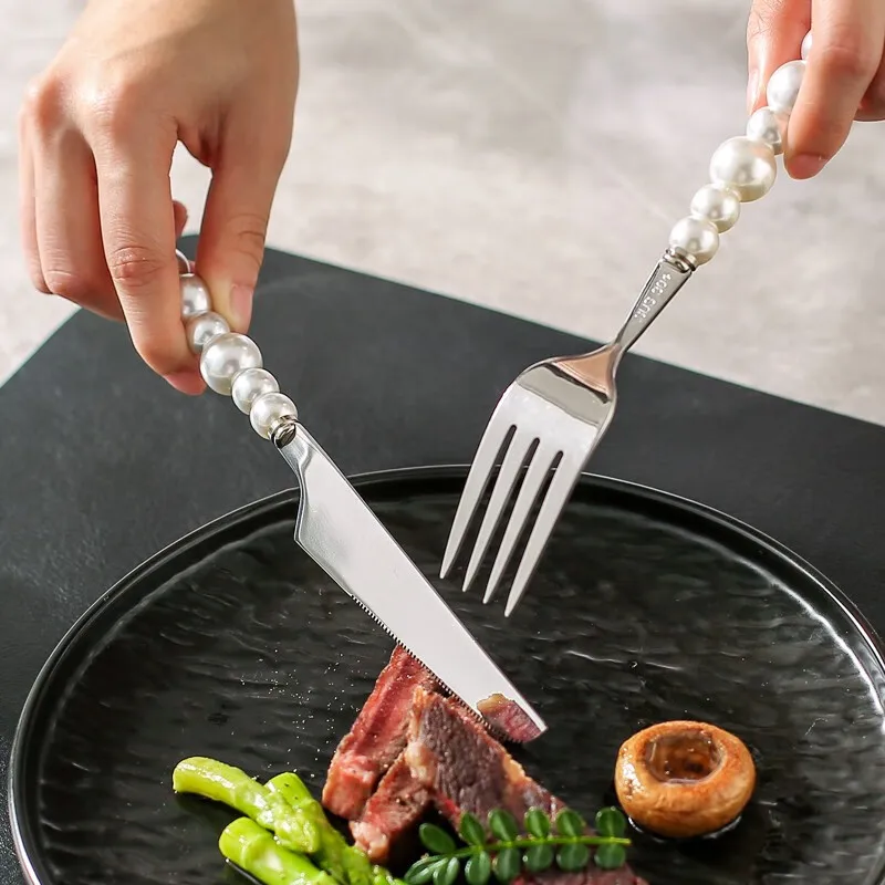 1/3/4 pezzi Set di posate di perle di lusso stoviglie in acciaio inossidabile imitazione perla coltello, forchetta e cucchiaio creatività regalo di nozze 2