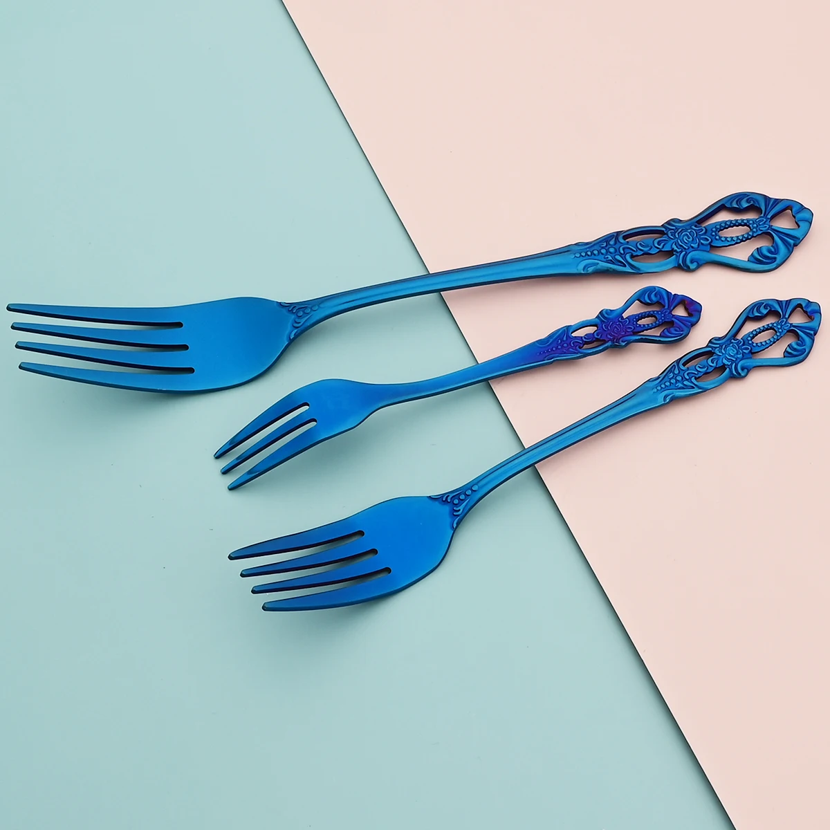 4 persone Set di posate blu vintage Set di stoviglie in acciaio inossidabile Coltelli Torta Forchetta Cucchiaino da caffè Stoviglie Posate da cucina occidentali 4