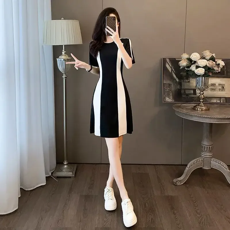 Abito casual francese elegante bianco nero Vita da donna cinched dimagrante Gonna corta più giovane Abito estivo nuovo stile alla moda 3