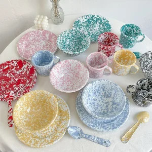 Set di piatti da pranzo in smalto europeo Set di piatti e piatti per la casa con inchiostro a spruzzo retrò soggiorno creativo piatto da insalata di frutta da tavolo 1