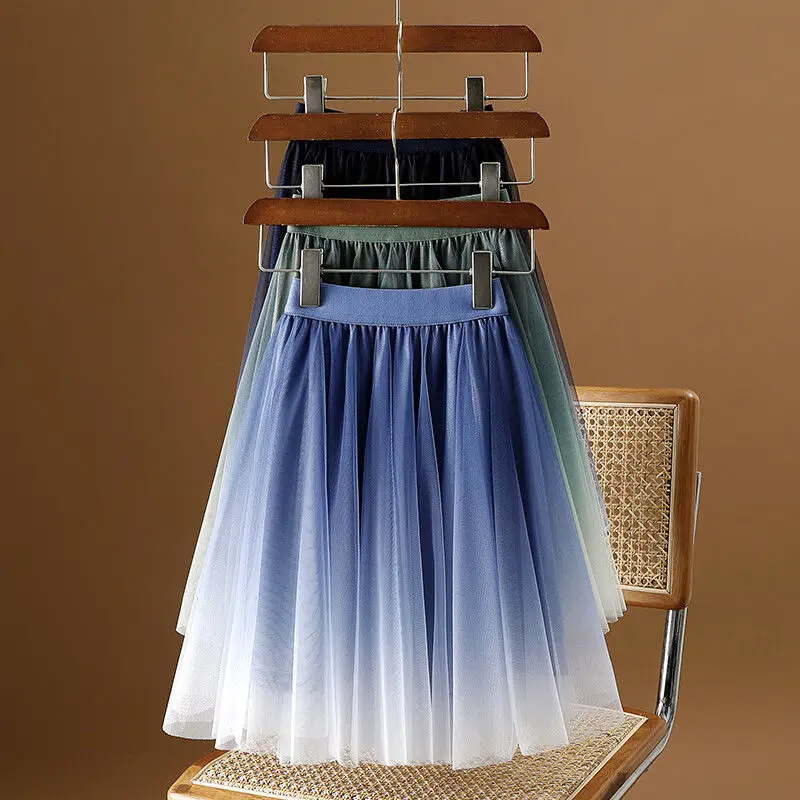 2024 elegante moda Harajuku Slim Fit abbigliamento femminile sciolto Casual sudore tutto abbinato gonna a trapezio gonna corta sfumata a vita alta 6