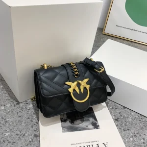 Nuove borse da donna alla moda, semplici borse a tracolla quadrate piccole con catena dal design retrò leggero e di lusso per donna 1