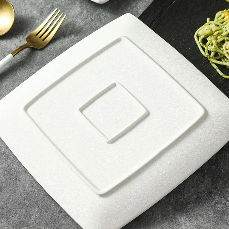 Stoviglie e piatti Piatto da bistecca per insalata in stile occidentale bianco di fascia alta Piatto di manzo Piatti piani per pasta in ceramica Piatti piani da cucina 5