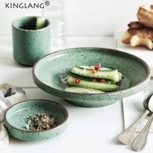 KINGLANG piatti in ceramica fatti a mano retrò di colore verde giapponese ristorante a casa singola tazza da tè piatto da bistecca tondo insalatiera di riso 1