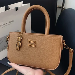 2025 New Trendy Women's Small Square Bag Minimalist Luxury Shoulder Bag for Mobile Phone Girl Fashion Crossbody Pouch Purse 1
