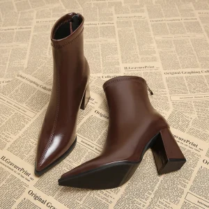 Autunno Inverno Moda Stivaletti a punta Donna Cerniere Tacchi spessi Scarpe Street Style Banchetto Party Breve Botas Mujer 1