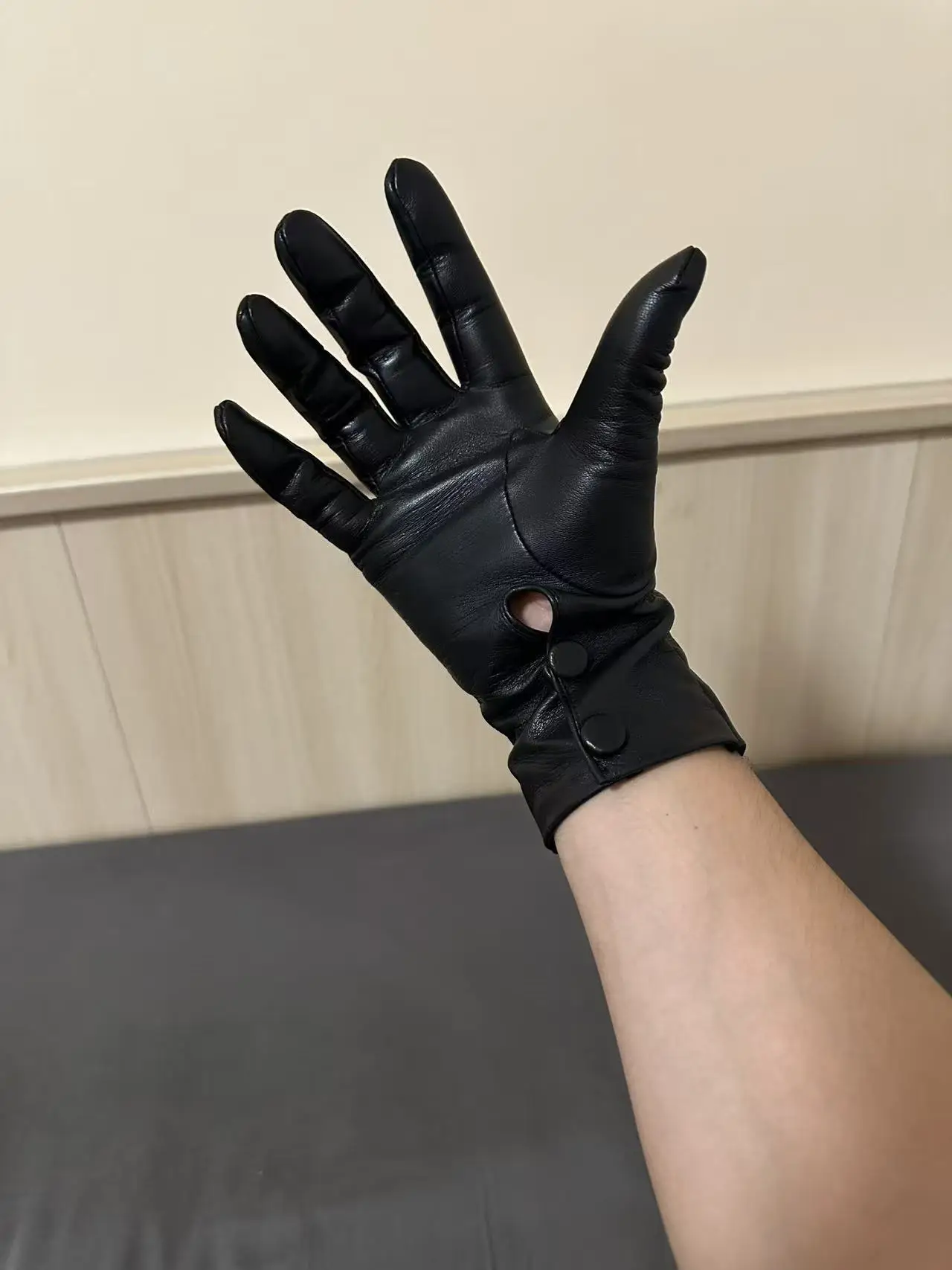 Guanti lunghi in pelle di lusso da uomo Guanti morbidi e sottili da 25 cm senza fodera per la moda elegante 3