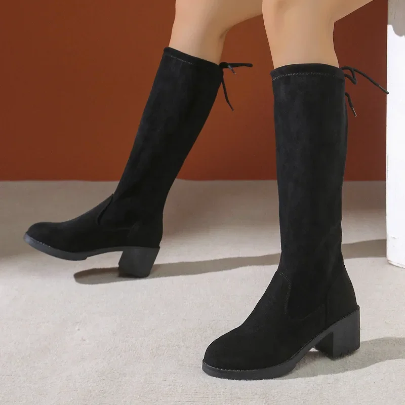 Stivali lunghi sopra il ginocchio autunno inverno taglie forti Donna punta tonda Tacco spesso Stivaletti foderati in peluche caldi per capelli corti facili da indossare 3