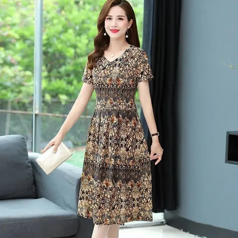 Elegante abito estivo per mamma Vendita calda della stagione Nuovo stile 40 anni 50 anni Donne di mezza età plus Size Gonna a trapezio C.. 3