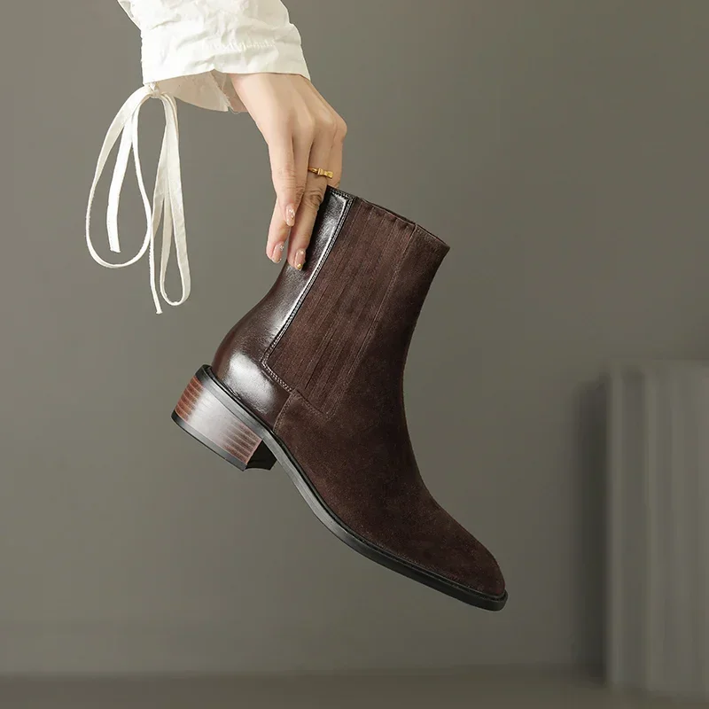 2025 Nuovo autunno/Witner Kid Stivali da donna in pelle scamosciata Stivaletti Scarpe da donna Stivali Chelsea retrò Scarpe fatte a mano in vera pelle 3