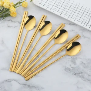 Set da tavola per stoviglie in acciaio inossidabile 18/0 Manico lungo dorato Bastoncini antiscivolo Cucchiai da dessert Set di stoviglie coreane in metallo 1