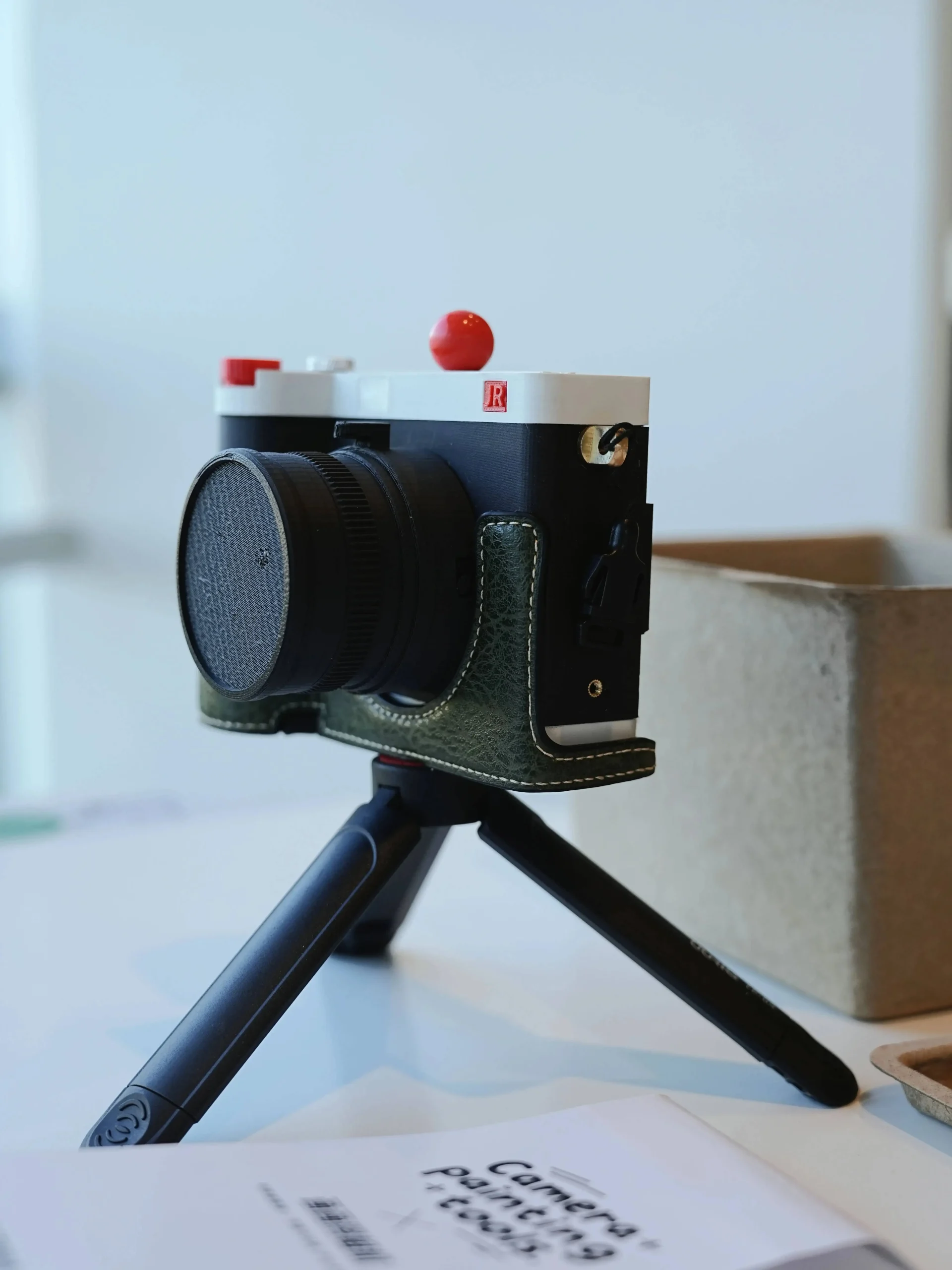 Pittura Fotocamera Scatola di vernice Tavolozza di cornici Schizzo esterno Cavalletto Design Regalo creativo 4