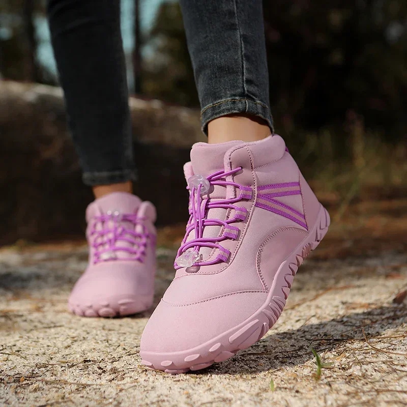 Nuovi stivaletti invernali Stivali a piedi nudi impermeabili da esterno Stivaletti da coppia Peluche Scarpe da neve calde Scarpe da ginnastica casual antiscivolo di grandi dimensioni 4